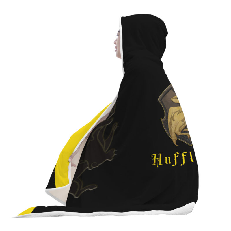 Hufflepuff V2 Harry Potter Hooded Blanket