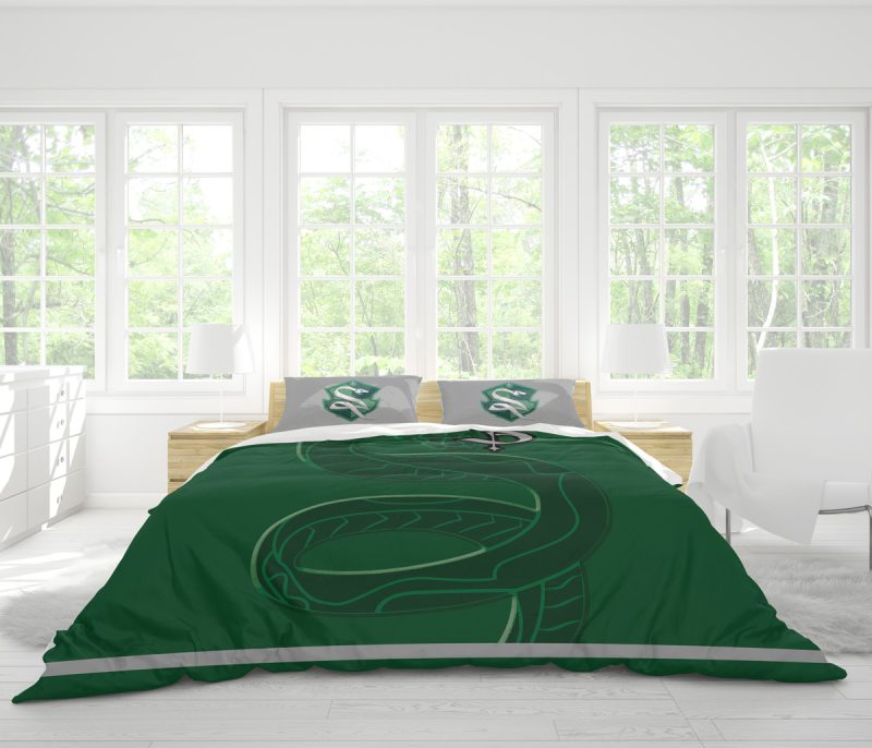Slytherin Hogwarts Legacy Bedding Set - Image 4